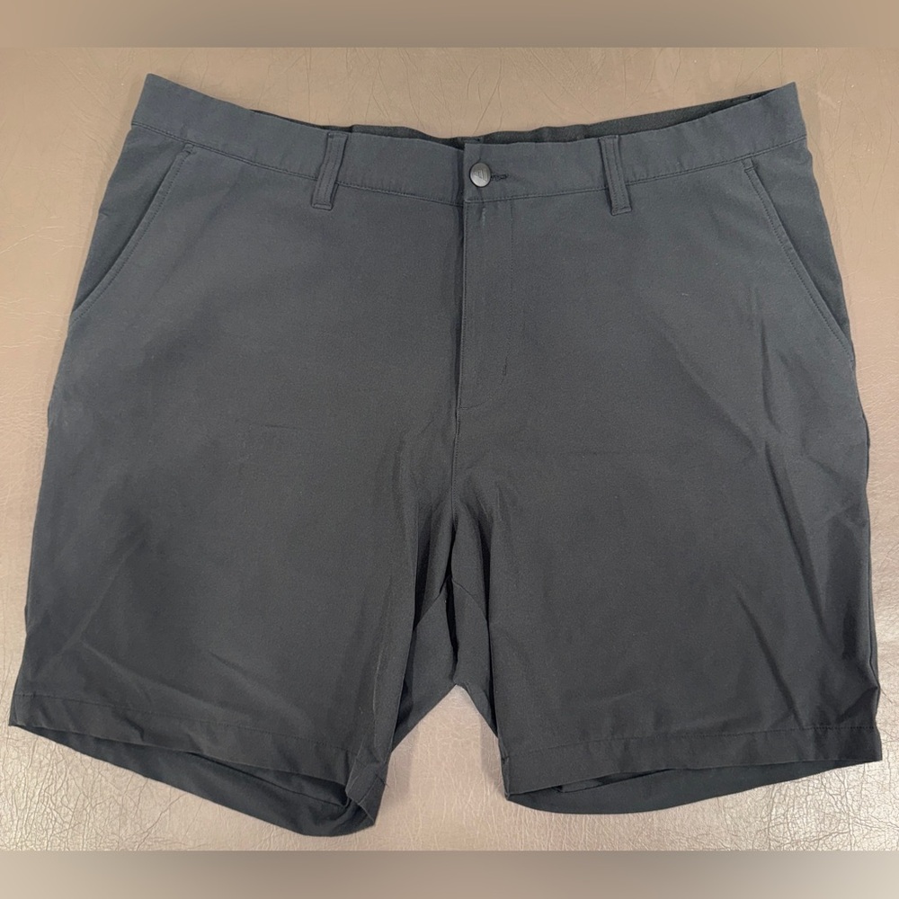 Adidas Ultimate 365 Golf Shorts - 8.5 inch Inseam - Size: 38 - Black